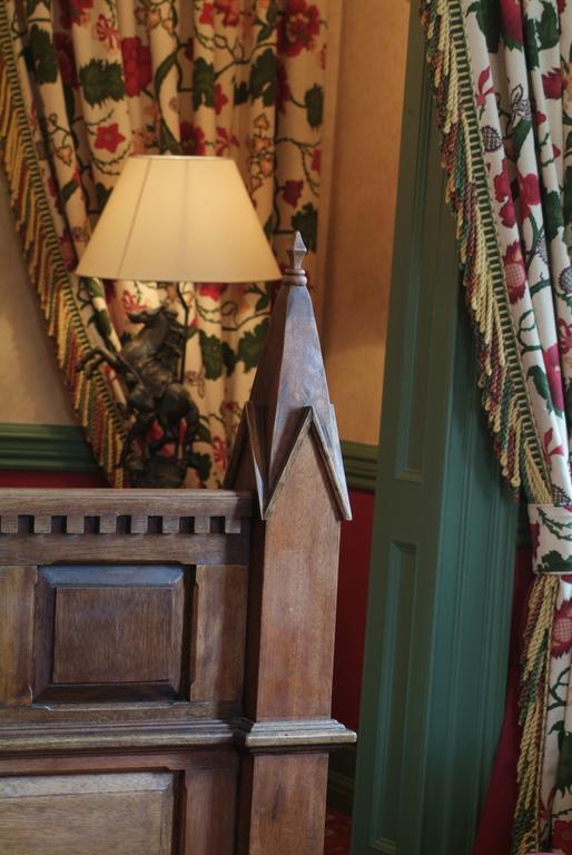 The Rutland Arms Hotel Newmarket  Extérieur photo