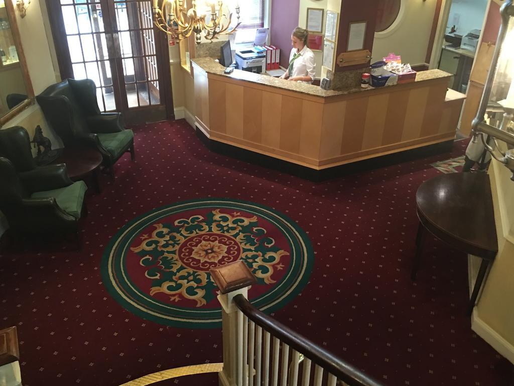 The Rutland Arms Hotel Newmarket  Extérieur photo