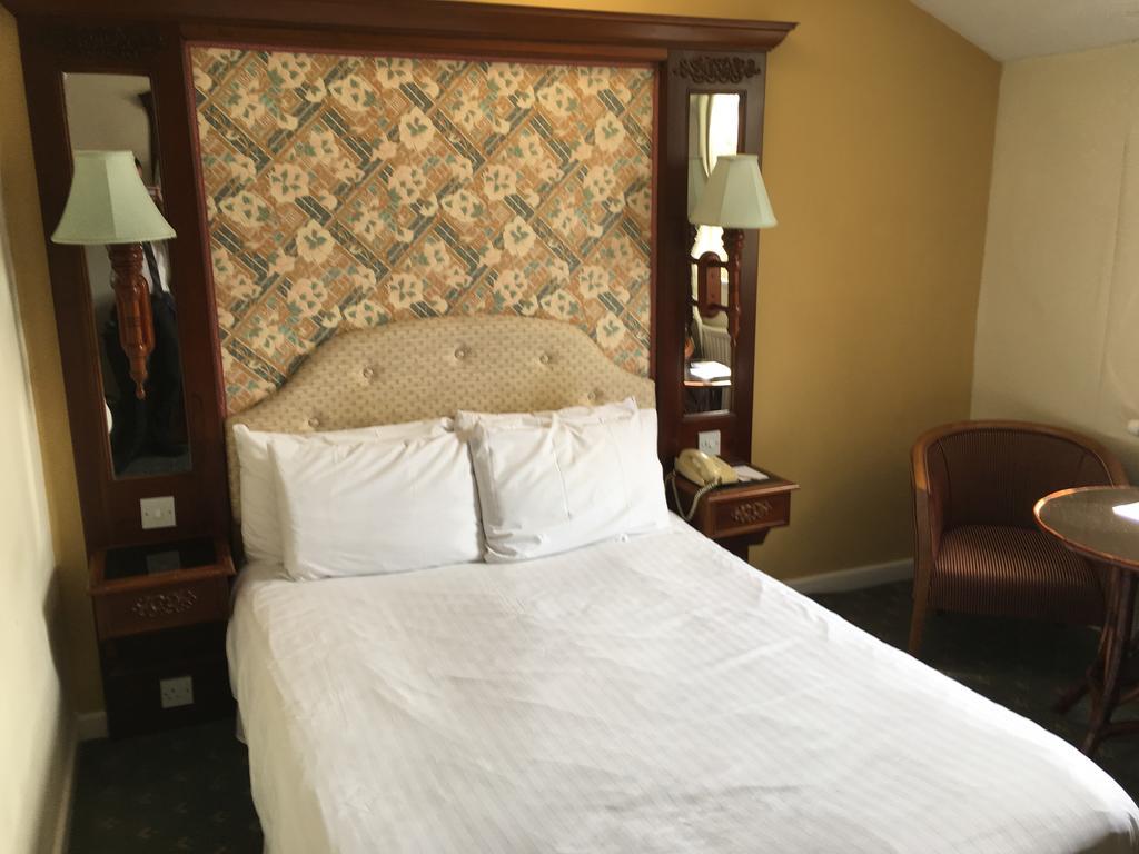 The Rutland Arms Hotel Newmarket  Extérieur photo