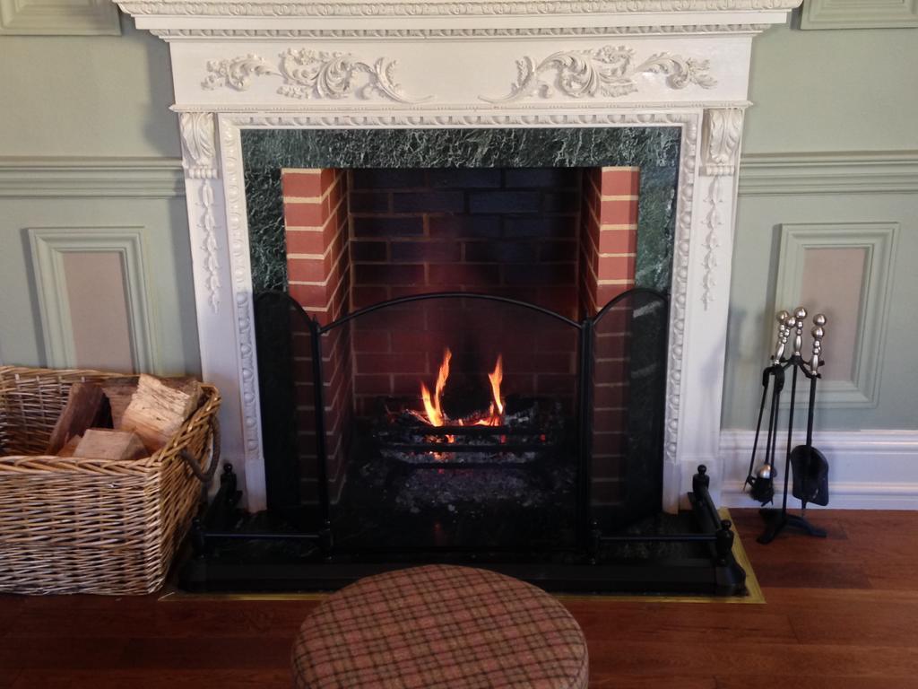 The Rutland Arms Hotel Newmarket  Extérieur photo
