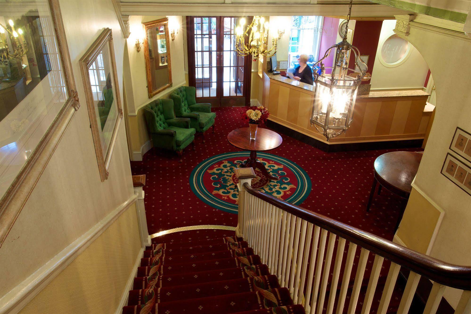 The Rutland Arms Hotel Newmarket  Extérieur photo