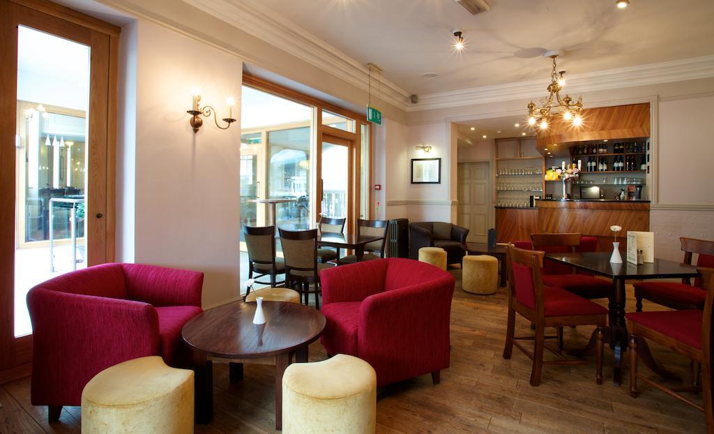 The Rutland Arms Hotel Newmarket  Extérieur photo