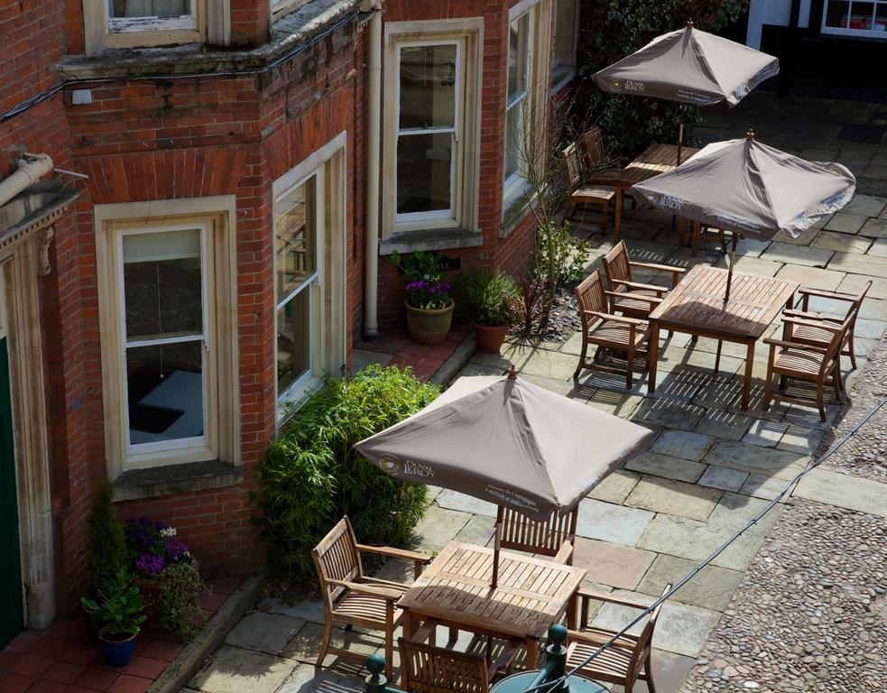 The Rutland Arms Hotel Newmarket  Extérieur photo